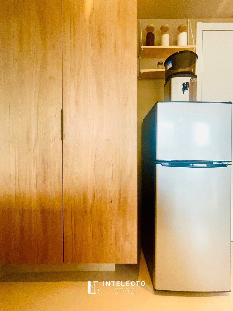 Ap 402 • Central, Piscina, Academia, Ar Cond.