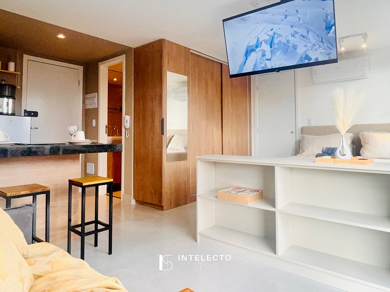 Ap 402 • Central, Piscina, Academia, Ar Cond.