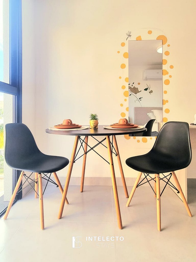 Ap 411• Central, Piscina, Academia, Ar Cond.