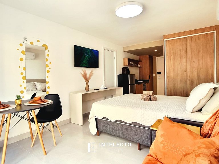 Ap 411• Central, Piscina, Academia, Ar Cond.