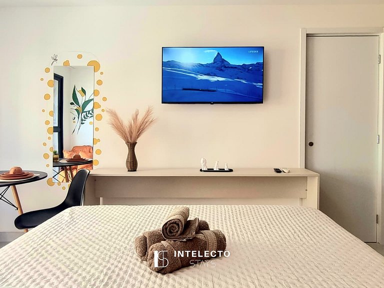 Ap 411• Central, Piscina, Academia, Ar Cond.