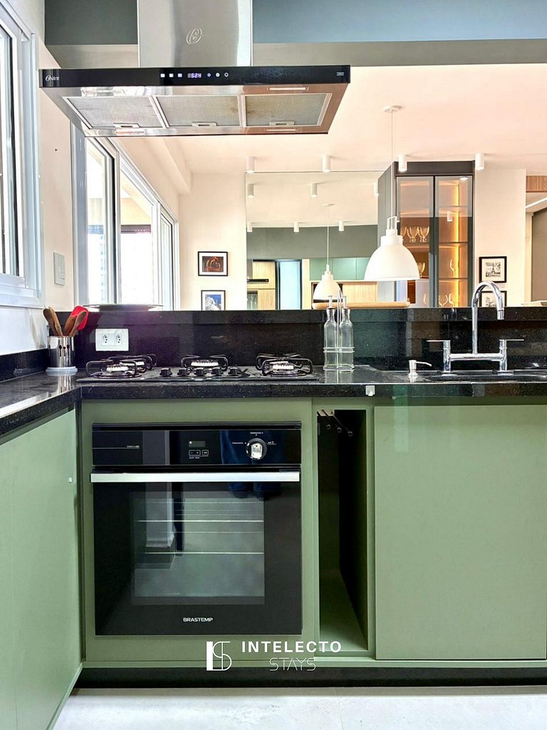 61- Luxo | Banheira de imersão | 3 suítes | Centro