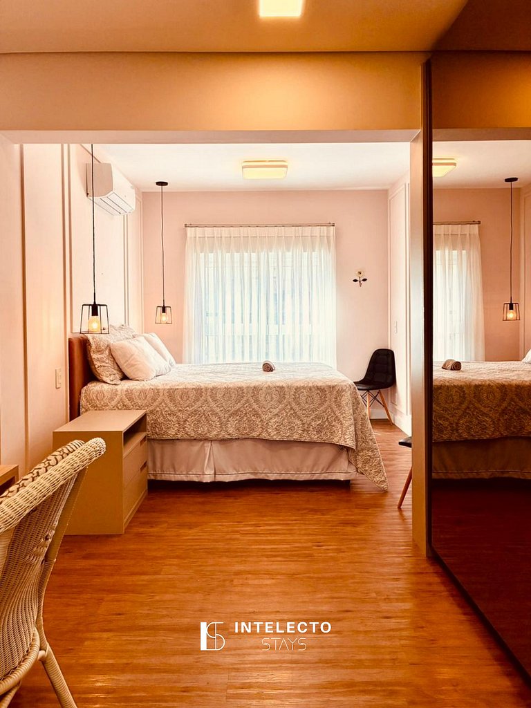 61- Luxo | Banheira de imersão | 3 suítes | Centro