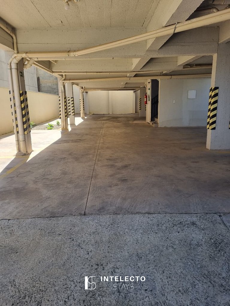 Apê perto da PUC c/ garagem, Wi-Fi e lava e seca