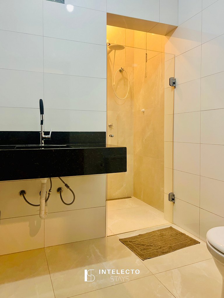 Casa - Centro Px Matriz c/ Churrasqueira, 2 Suítes