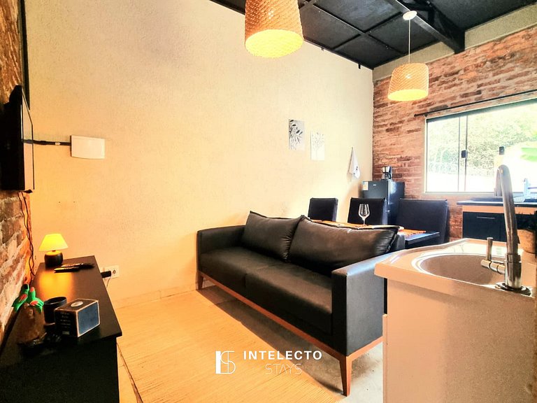 Loft aconchegante no Centro, c/Wi-Fi e garagem