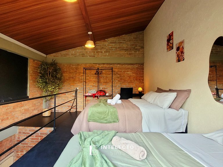 Loft aconchegante no Centro, c/Wi-Fi e garagem