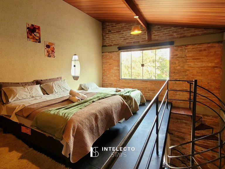 Loft aconchegante no Centro, c/Wi-Fi e garagem