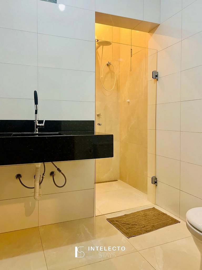 Casa Central Px Matriz c/ Churrasqueira, 2 Suítes