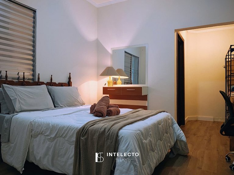 Casa Central Px Matriz c/ Churrasqueira, 2 Suítes